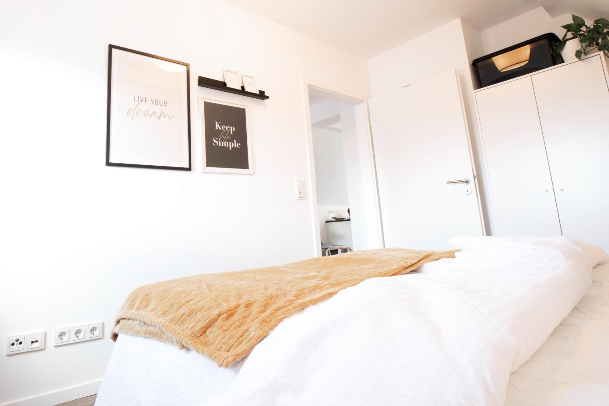 Moderne Wohnung - Naehe Messe / Flughafen โลห์มาร์ ภายนอก รูปภาพ