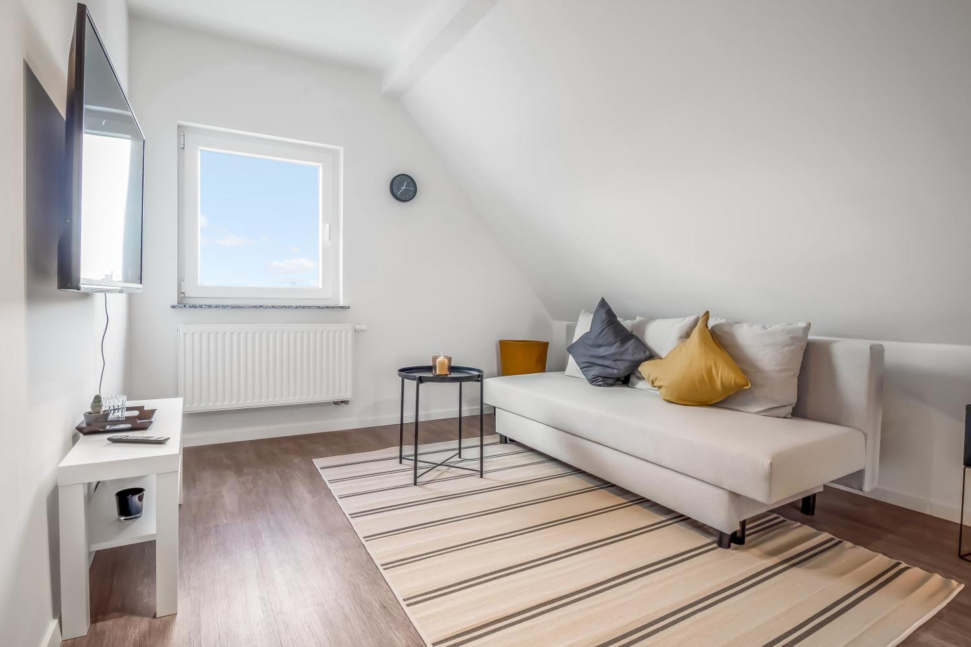 Moderne Wohnung - Naehe Messe / Flughafen โลห์มาร์ ภายนอก รูปภาพ