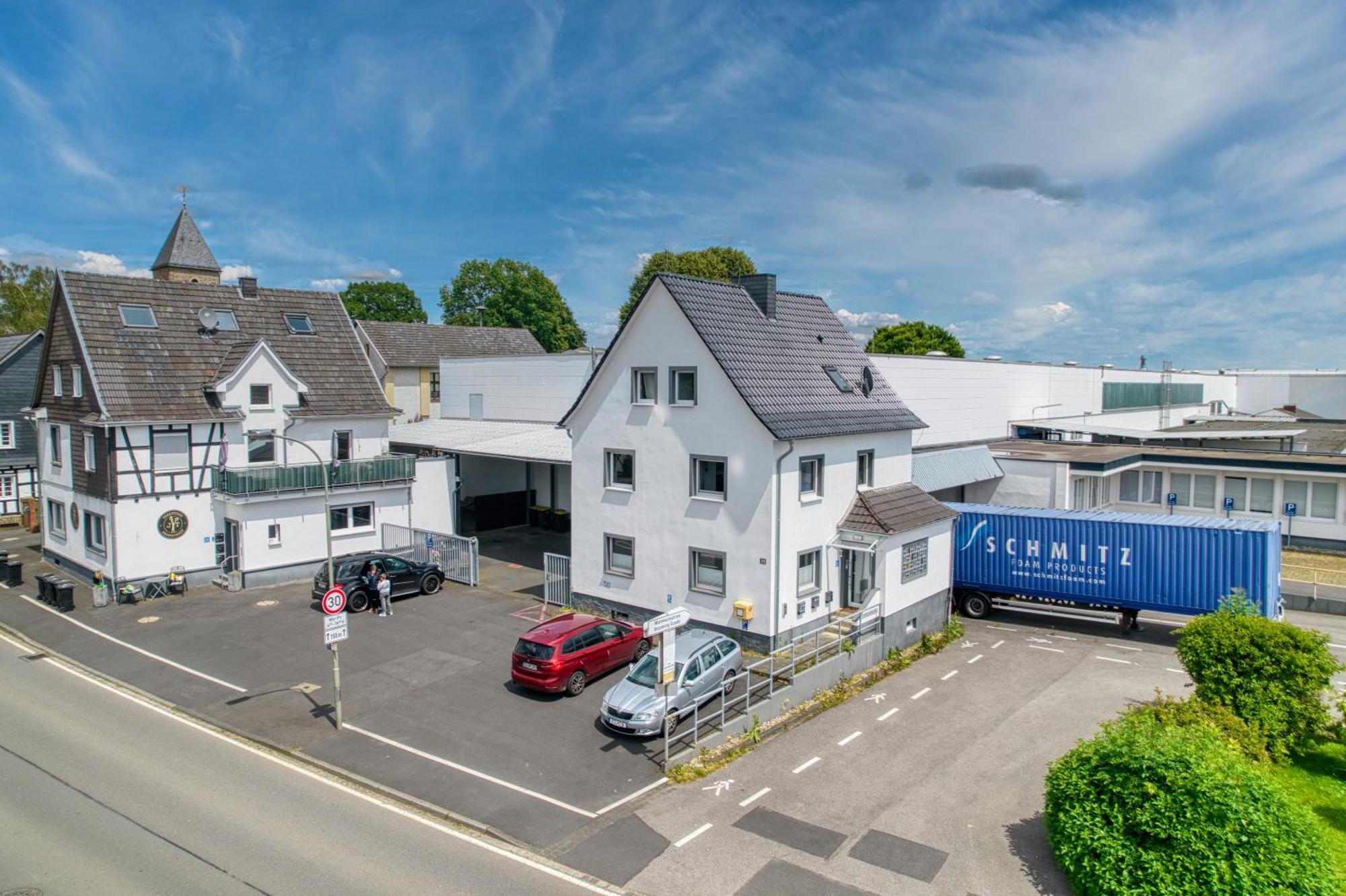 Moderne Wohnung - Naehe Messe / Flughafen โลห์มาร์ ภายนอก รูปภาพ